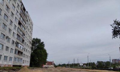 На улице Чехова строится новая спортплощадка
