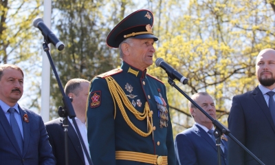 Храним героев имена