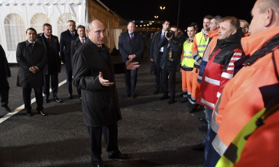 Владимир Путин дал старт движению по новому участку дороги в обход Гатчины