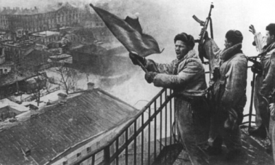 Вечная слава защитникам и освободителям Гатчины!