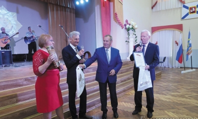 Мы с детства о море мечтали